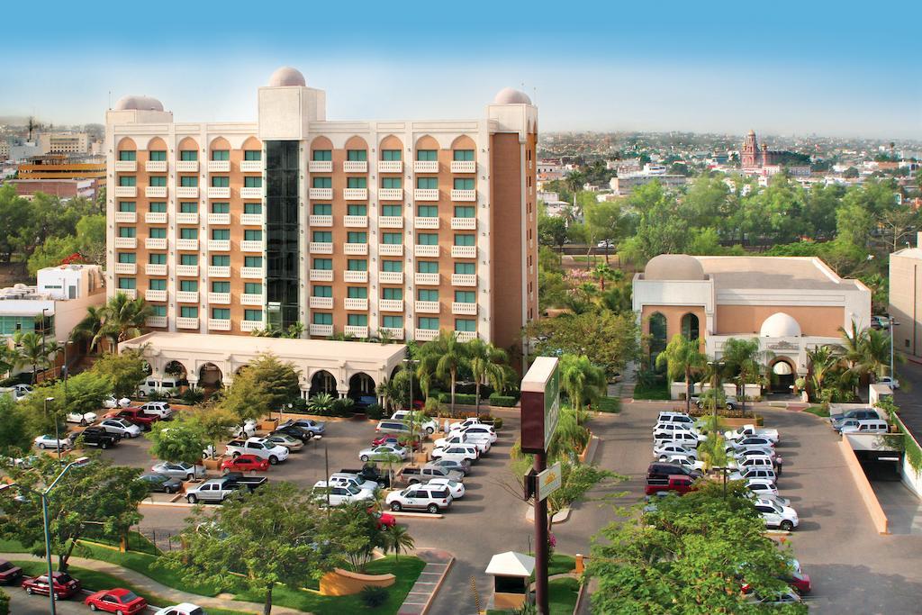 Hotel Lucerna Кульякан Екстер'єр фото